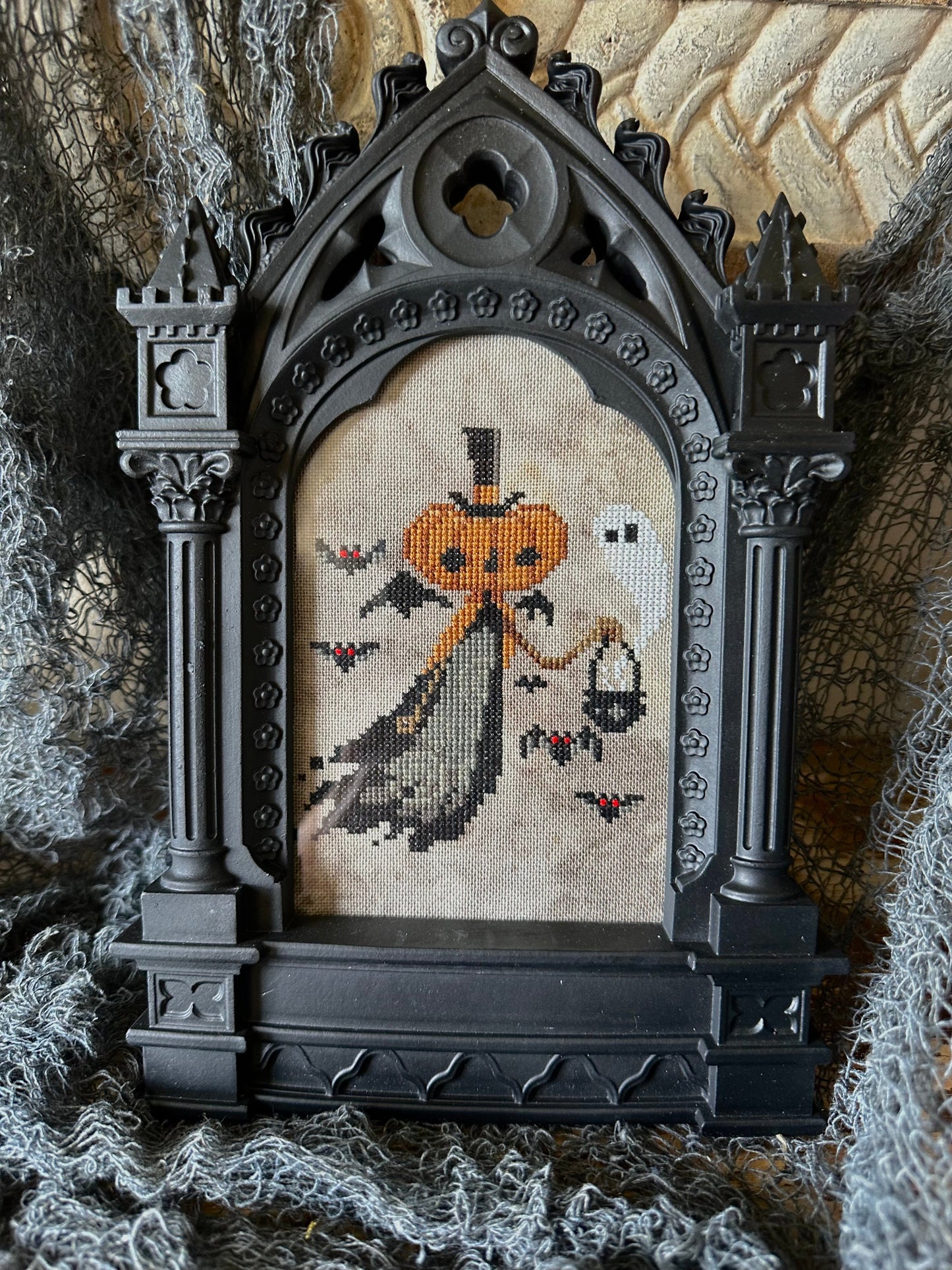 Gothic Cathedral Style Frame