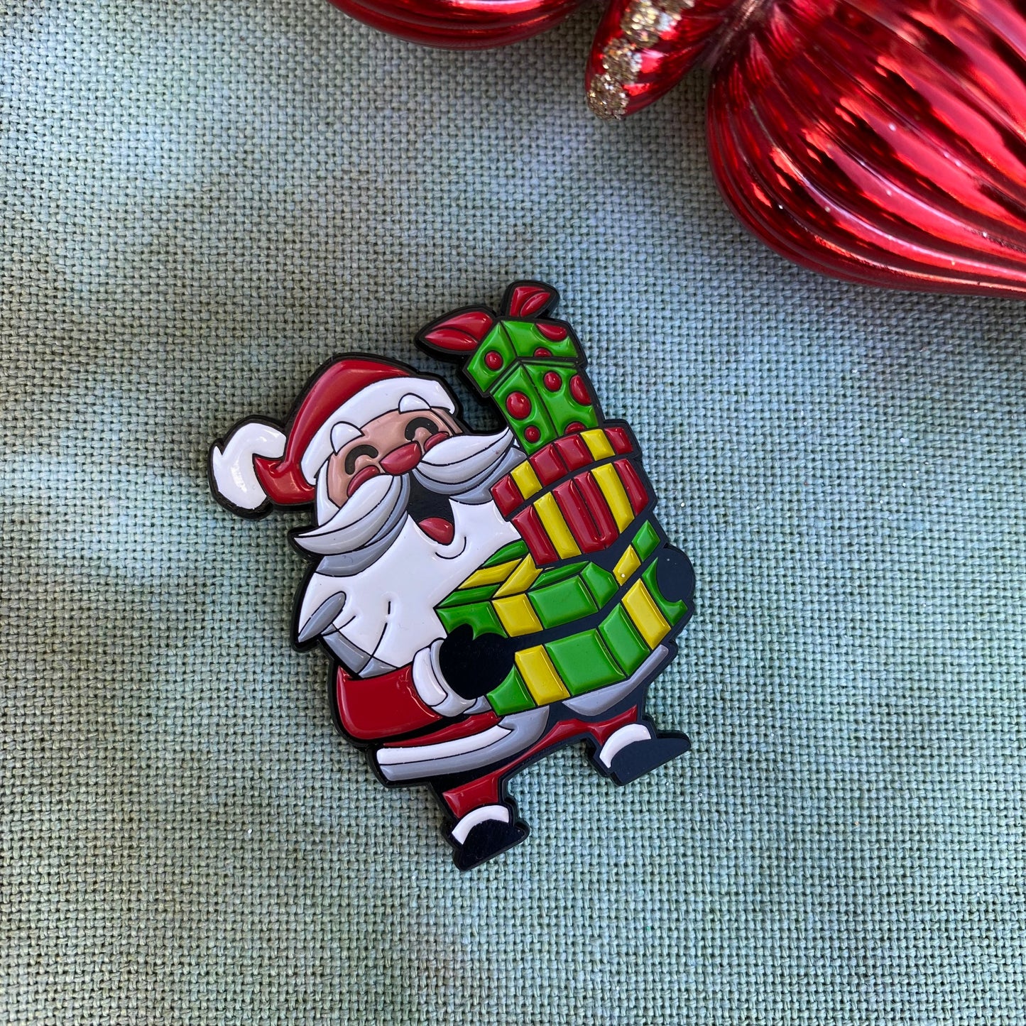 Santa Claus needle minder